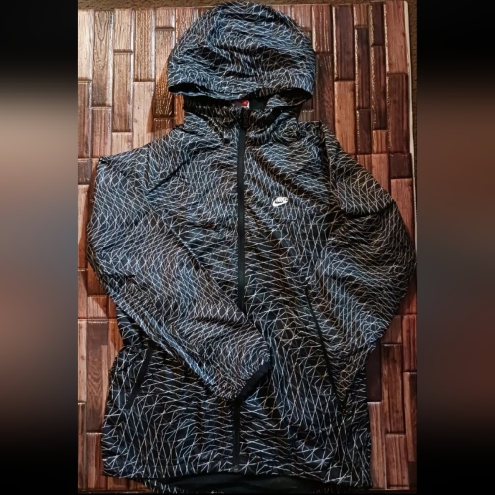Nike Womens Windrunner Grid Print Hoodie Running Jacket Bk/Gry/Wh Grids Size S